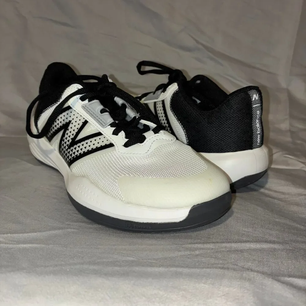 New Balance 696 Court Tennis Pickleball Shoes White Black Women’s Size 6.5 Wide
